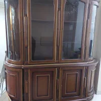 ویترین و کنسول