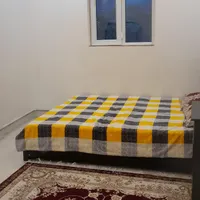 اتاق بزرگ بهار خواب- طبقه بالا-همراه با سرویس کامل|اجارهٔ کوتاه‌مدت آپارتمان و سوئیت|مشگین شهر, |دیوار