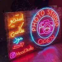 طراحی و ساخت تابلو LED نئون چنلیوم