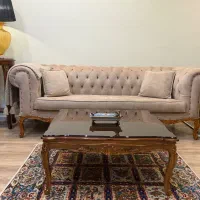 نیم ست راحتی و میز وسط