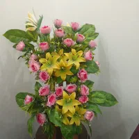 گل مصنوعی پایه دار