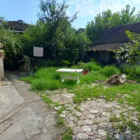 فروش زمین همراه با ویلای قدیمی