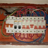 برق کاری برقکاری  برقکار ساختمان سرویس کولر  برق