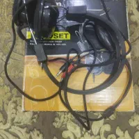 هدفون سیم دار