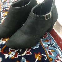 بوت مجلسی و دمپایی