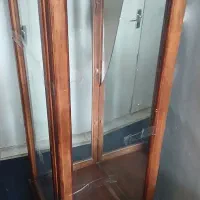 ویترین چوبی جنس خوب و شیک ۴طبقه