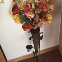 گل و گلدان فرفرژه