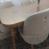 میز نهار خوری ۸نفره  کاملا سالم مدل خاص