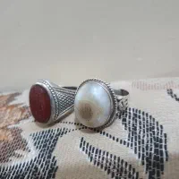 فروش و معاوضه دو انگشتر نقره اصلی