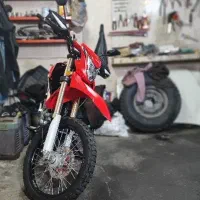 گداخ افرودا کیم وار