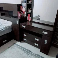 سرویس تخت و میز آرایش