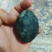سنگ یشم وزن 220گرم