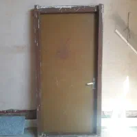 درب چوبی سالم
