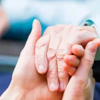 استخدام پرستار سالمند