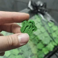 فروش انواع قند و نبات و نمک و شکررنگی