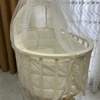 تخت نوزادی