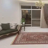 نیازمند یک هم خانه خانم هستم