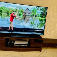 تلویزیون 65  SONY ساخت اسلوانی
