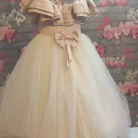 لباس عروسکی