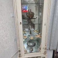 بوفه ی سفید