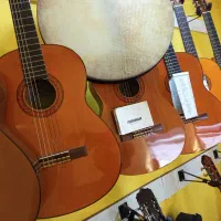 گیتار c70اندونزی از کارتن باز شده