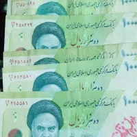 اسکناس های ده هزار ریالی خیلی قدیمی