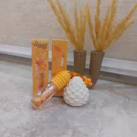 رژ لب عسلی