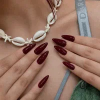 کاشت ناخن حرفه ای با قیمت مناسب