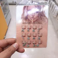 پرسینگ بینی فیک دارای مدل های متفاوت دلیجات