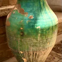 خمره قدیمی|کلکسیون اشیاء عتیقه|یزد, |دیوار