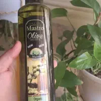 روغن زیتون نیم لیتری اصلی