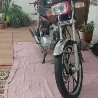 هندا ۲۰۰پیشتاز