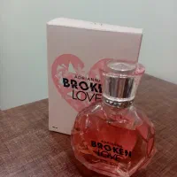 عطر زنانه آدریانا