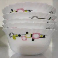 پیاله اب گوشت خوری