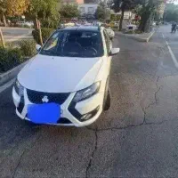 کوئیک R / مدل ۱۴۰۴ تمیز