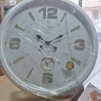 ساعت دیواری