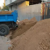 حمل خاک باغچه وکود