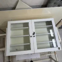 تعدادی وسایل ارایشگاهی