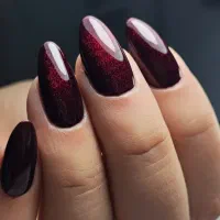 تخفیف ویژه خدمات ناخن دریافت فقط هزینه مواد