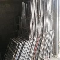 اجاره‌ خرید و فروش تخته الوار بشکه خرک چهار پایه