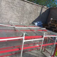 سه عدد ویترین مغازه بزرگ