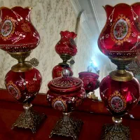 یک جفت لاله با شکلات خوری نوومناسب کنسولی