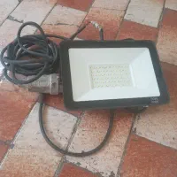 پروژکتور قوی همراه کابل و دو شاخه صنعتی