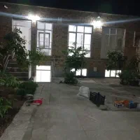 اجاره ساختمان حیاط دار ۲ واحده بر جاده