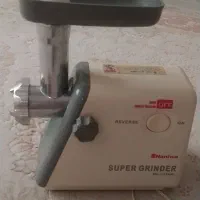 سلام  یک عدد چرخ گوشت مدل نانیوا