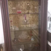 ویترین چوب گردو