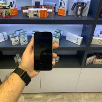 Iphone 13normal white ch128g|موبایل|قم, آلوچو|دیوار