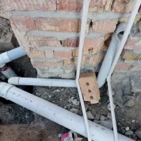 لوله کشی آب فاضلاب. سرویس اسپیلت