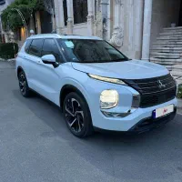 میتسوبیشی اوتلندر ۲۰۲۳ ژاپن آگهی شخصی