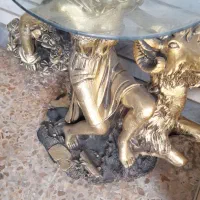 میز تزئین  و تلفن